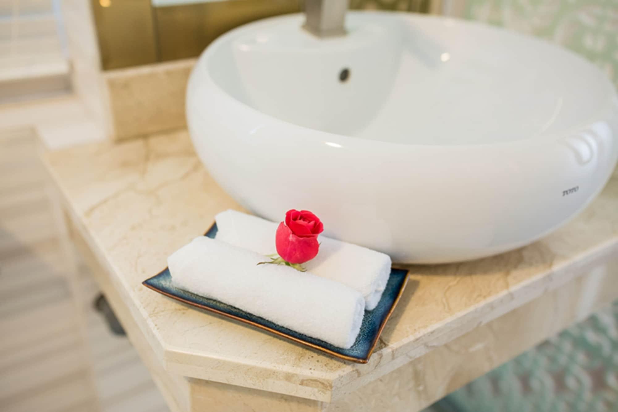 Little Hanoi Deluxe Hotel Εξωτερικό φωτογραφία