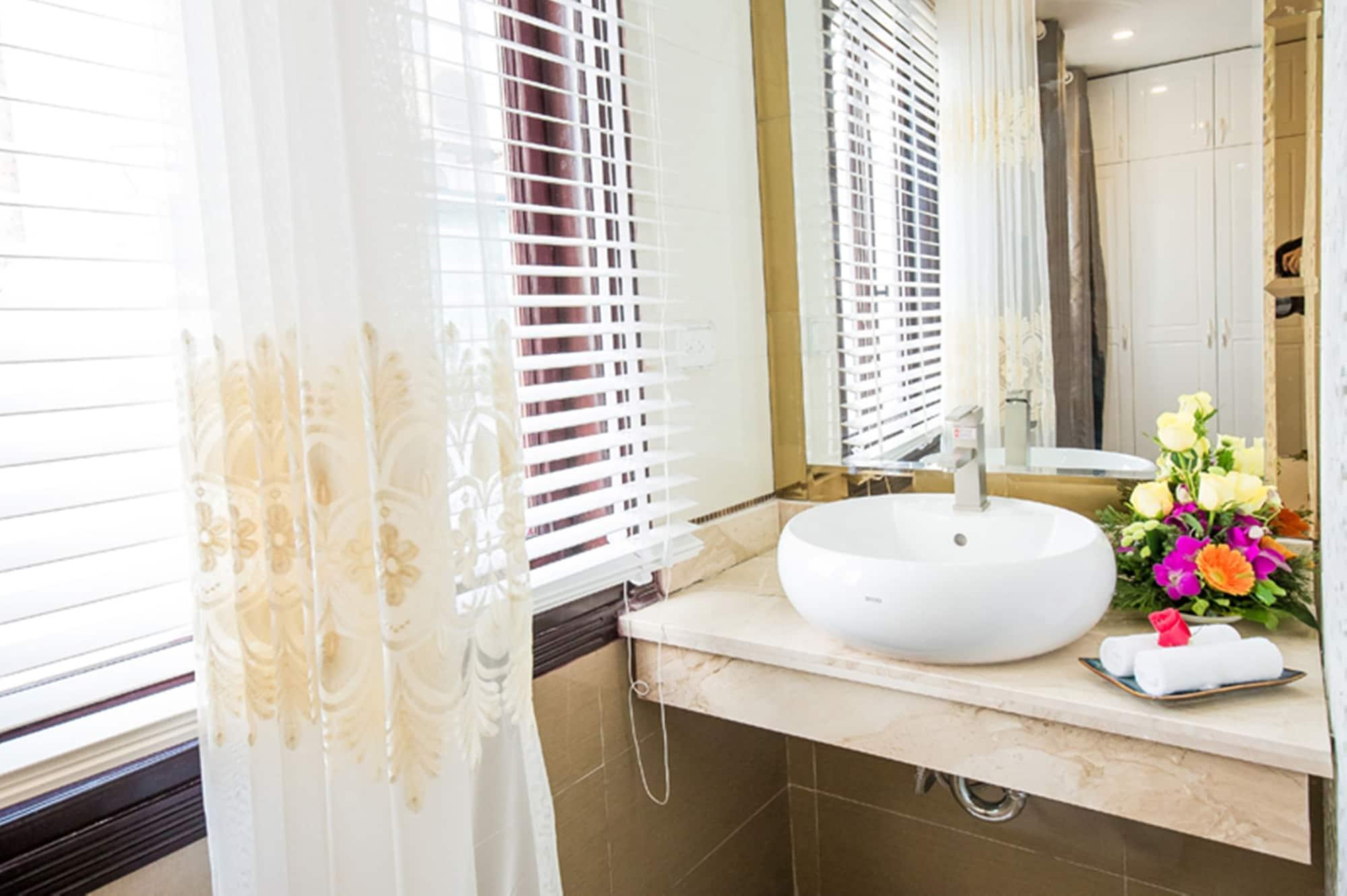 Little Hanoi Deluxe Hotel Εξωτερικό φωτογραφία
